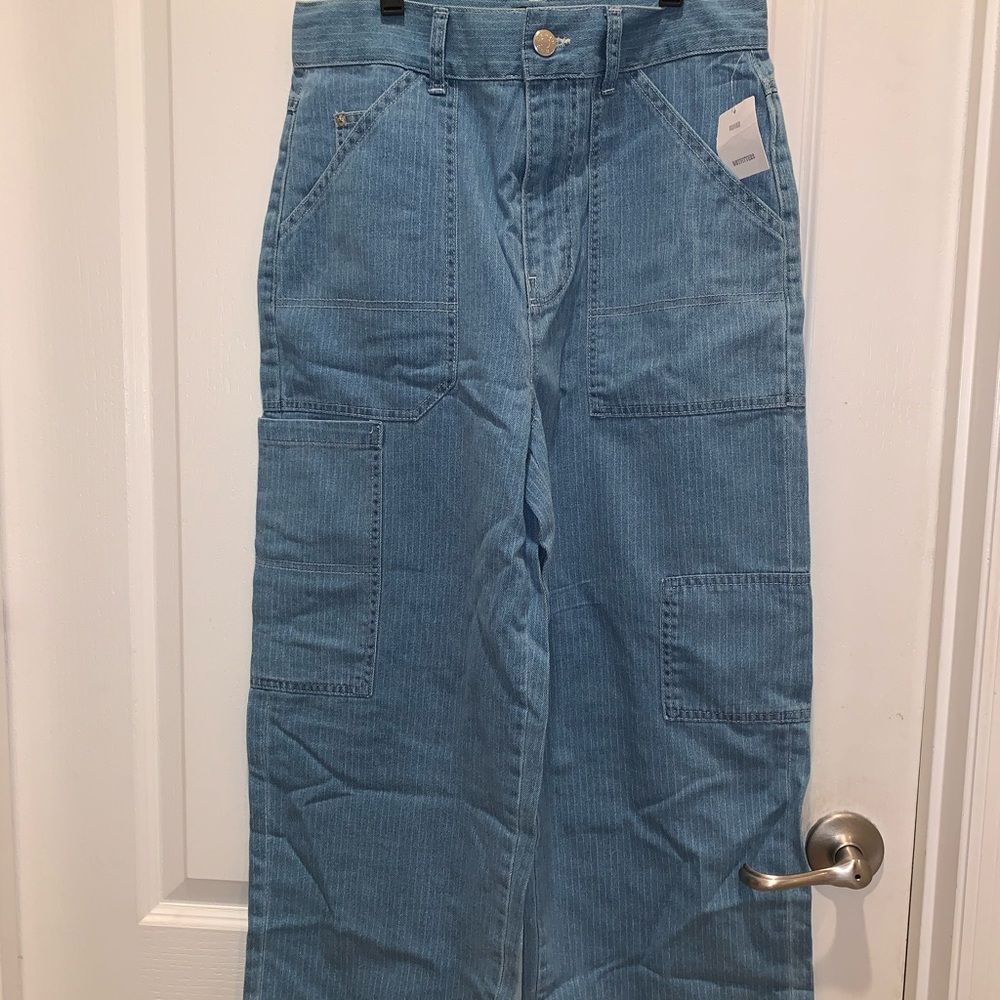 BRAND NEW urban outfitter mom jeans